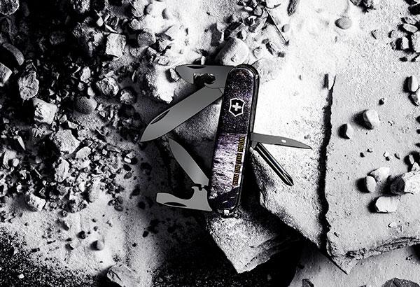 Man on the Moon limited edition knife