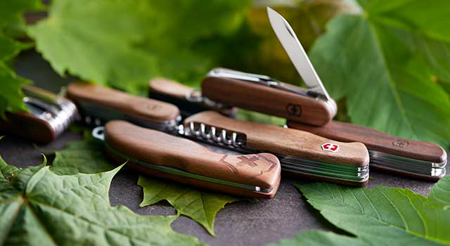 Swiss Army Knives Wood Collection