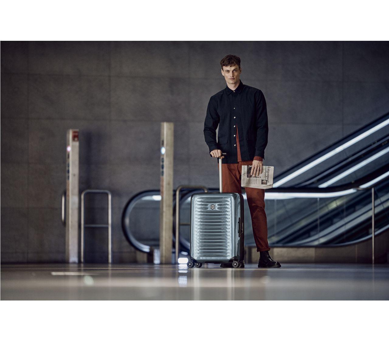 紺×赤 ビクトリノックス 公式 正規品 スーツケース エアロックス フリークエントフライヤー キャリーオン(機内持込サイズ) 55 cm ORANG  通販