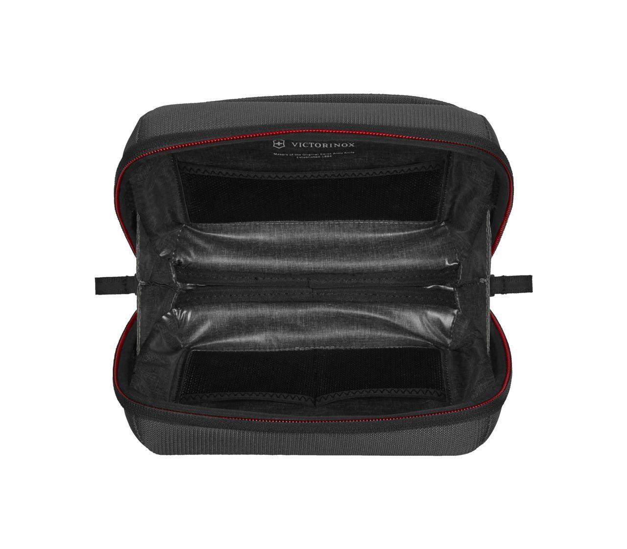 Travel Accessories Edge Toiletry Case Compact-610945