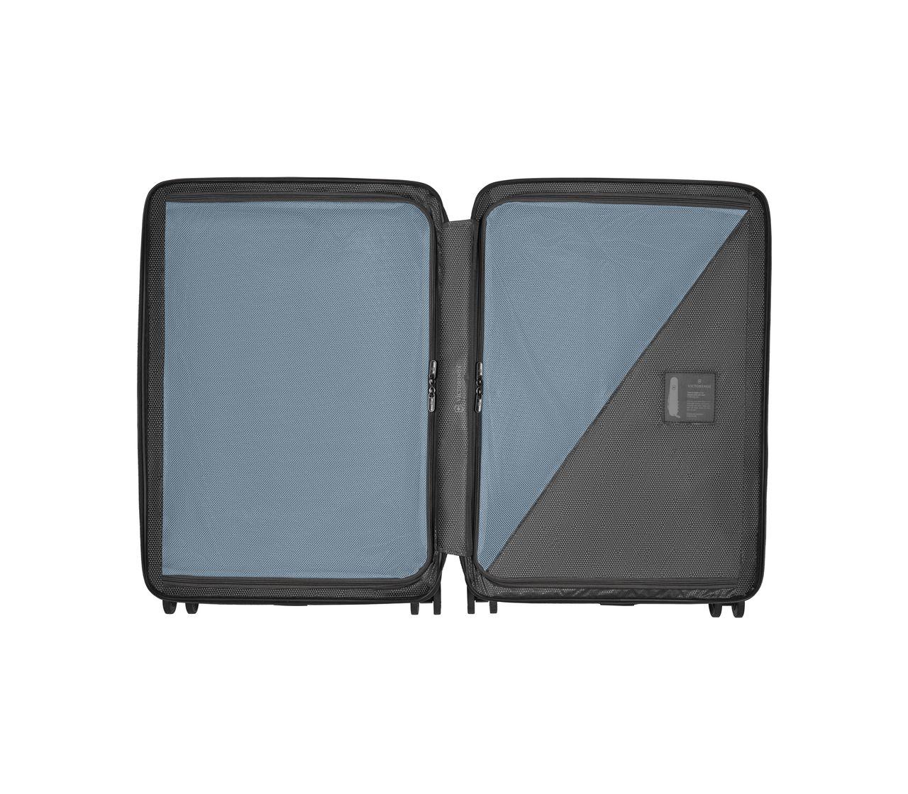 Airox Medium Hardside Case-610925