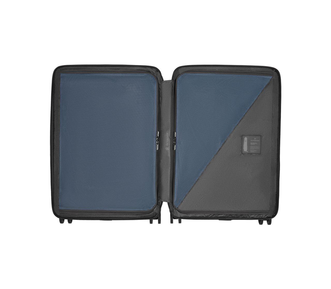 Airox Medium Hardside Case-610924