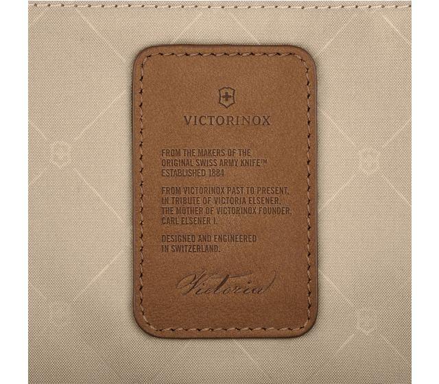 Victoria Signature Tote-612205