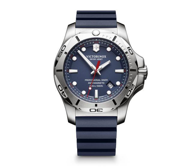 Victorinox I.N.O.X Professional Diver腕時計ベルトにも使用感あり