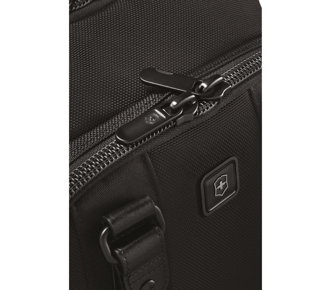 Victorinox レキシコン プロフェッショナル ベルビュー 15 ブラック