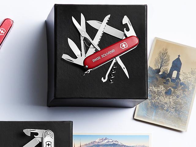 Personalize your Swiss Army Knife