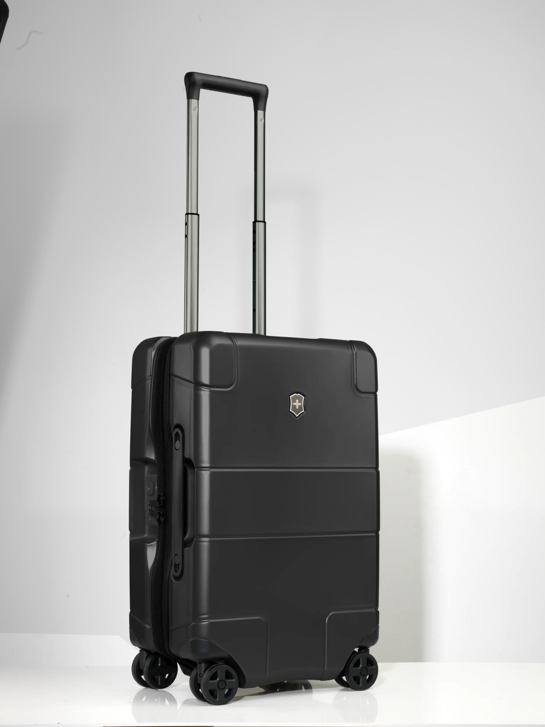 Lexicon Hardside Frequent Flyer Carry-On - 602101