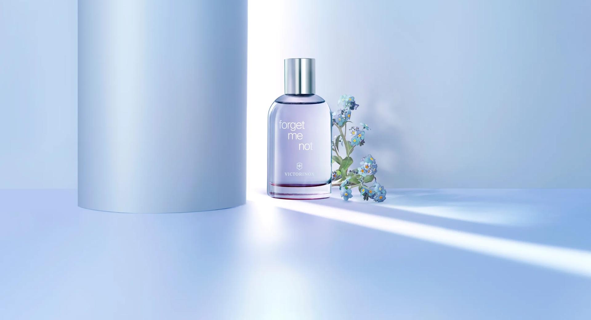 Get a gift with the purchase of a women's fragrance