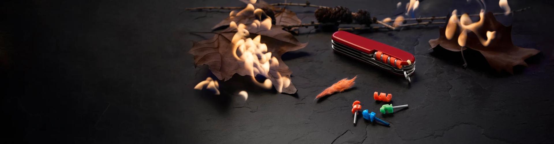 Pocket Knives with Fire Starters