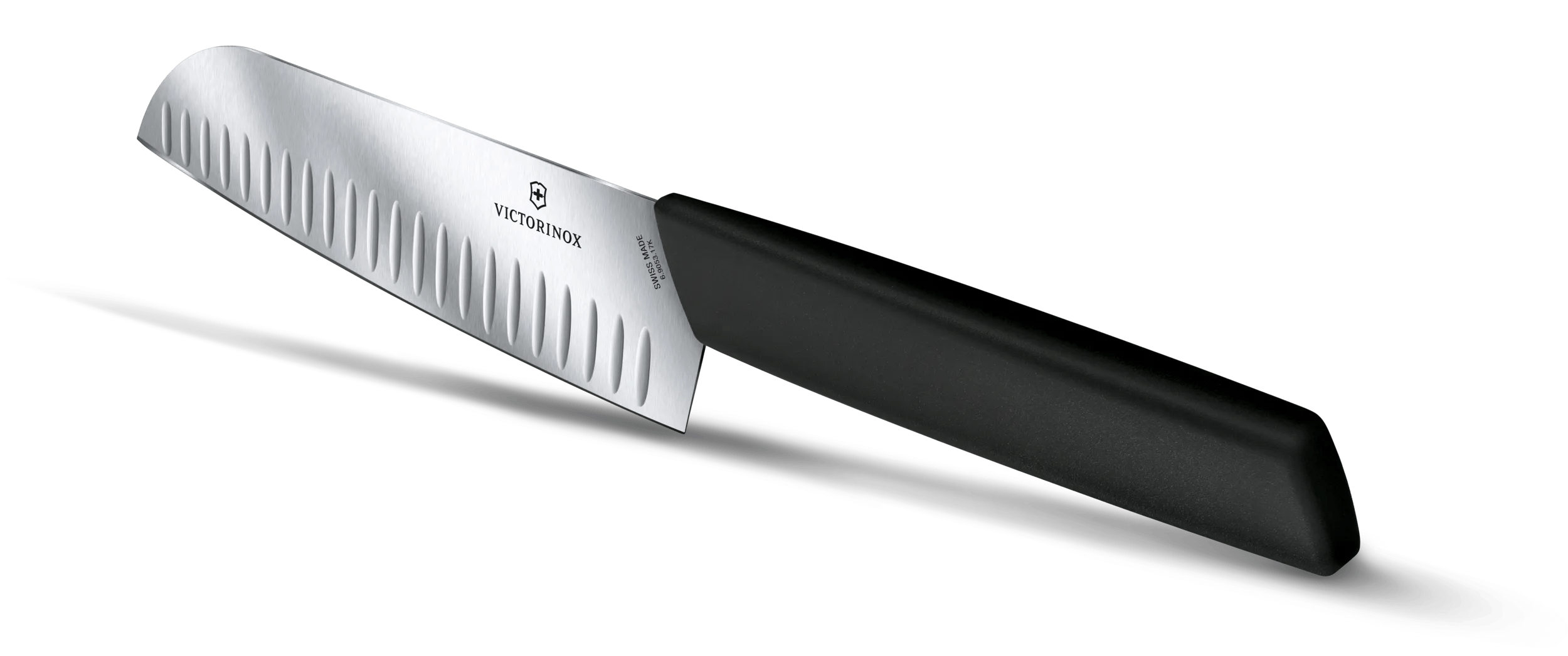 Victorinox 「スイスモダン」三徳包丁, 17 cm ブラック - 6.9053.17KB