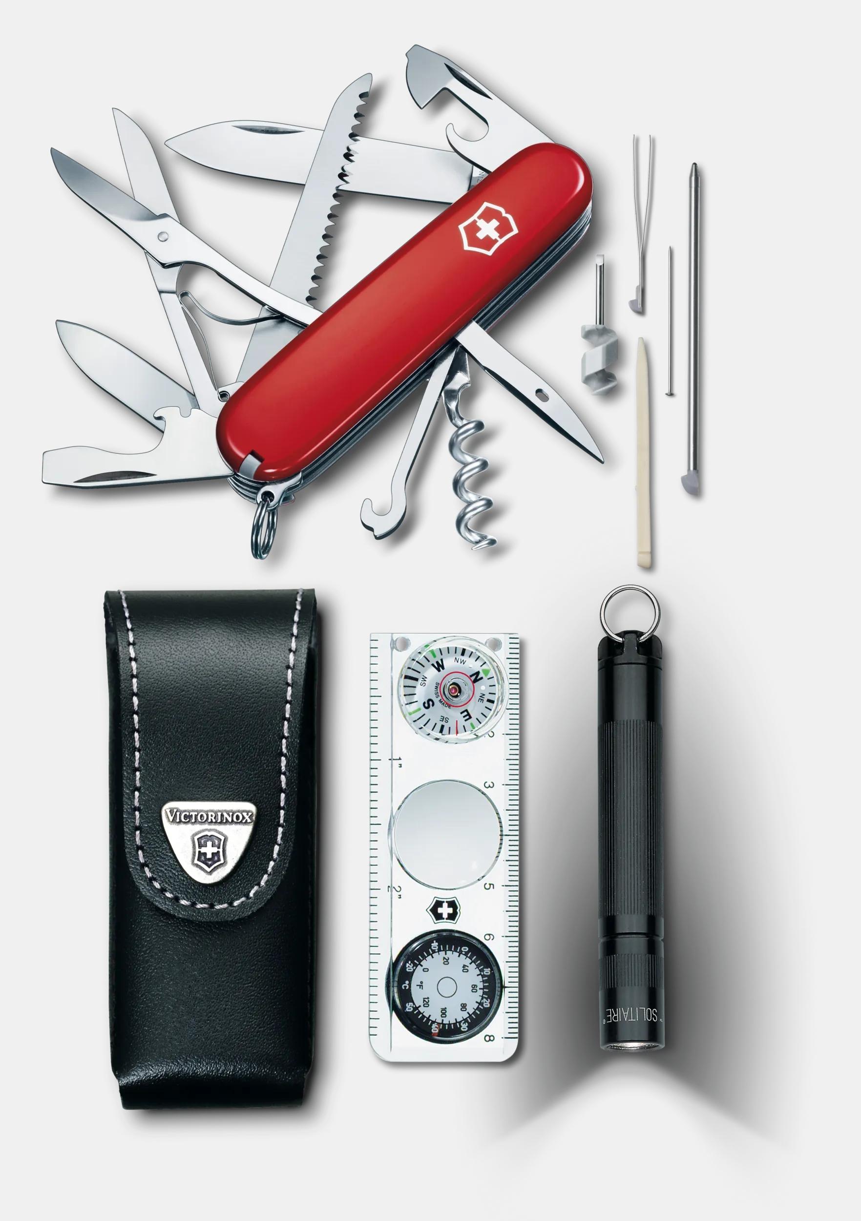 Victorinox Traveller Set in red - 1.8726