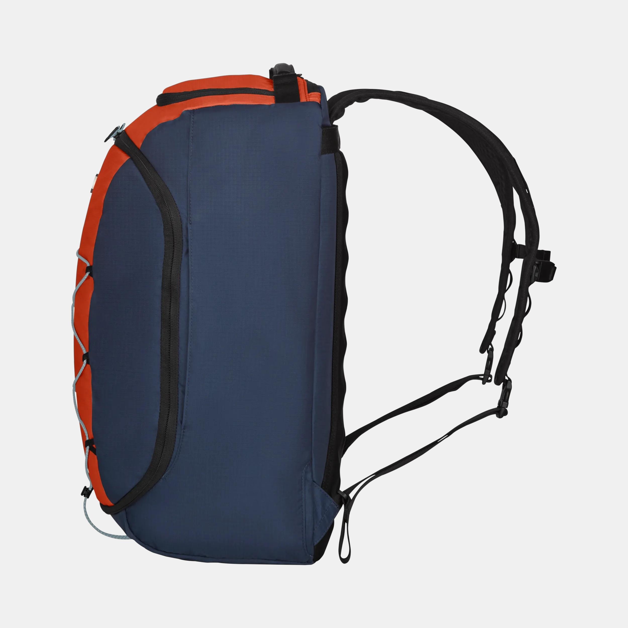 Victorinox Altmont Active Lightweight 2-in-1 Duffel Backpack in