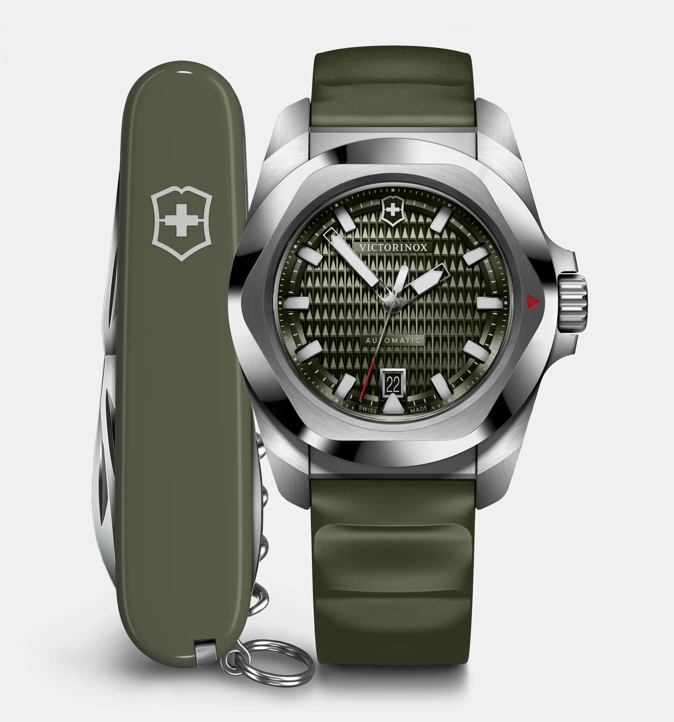 ぱくち【正規輸入品】VICTORINOX INOX Victorinox I.N.O.X. Automatic I.N.O.X. Automatic - 242017.1