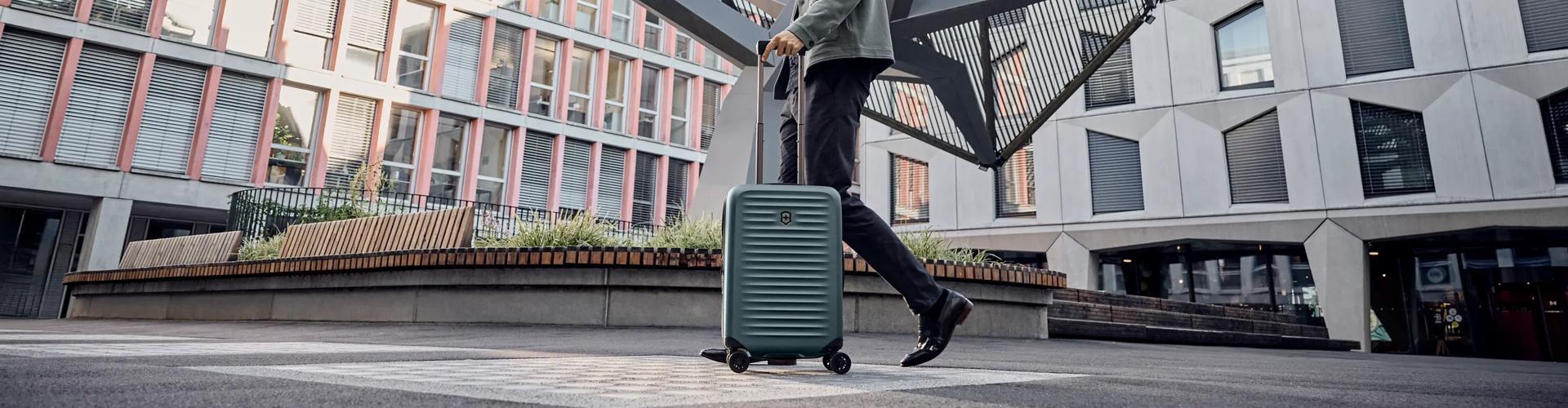 ラゲッジ&スーツケース | ビクトリノックス・ジャパン