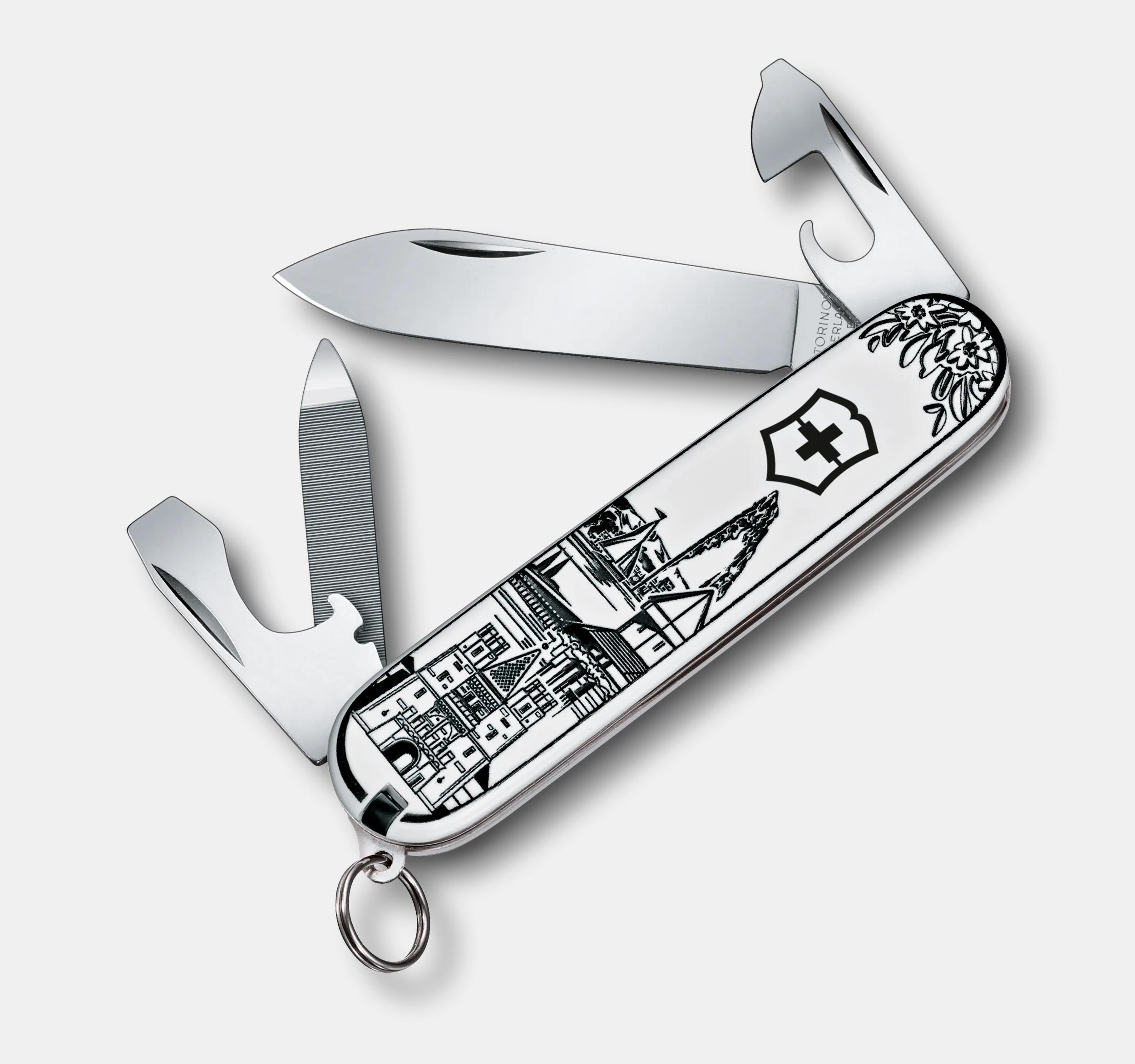 Victorinox Cadet Swiss Spirit 2022 in white/black - 0.2603.7L22