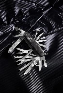 damast-collection Swiss Champ Carbon LE 2021