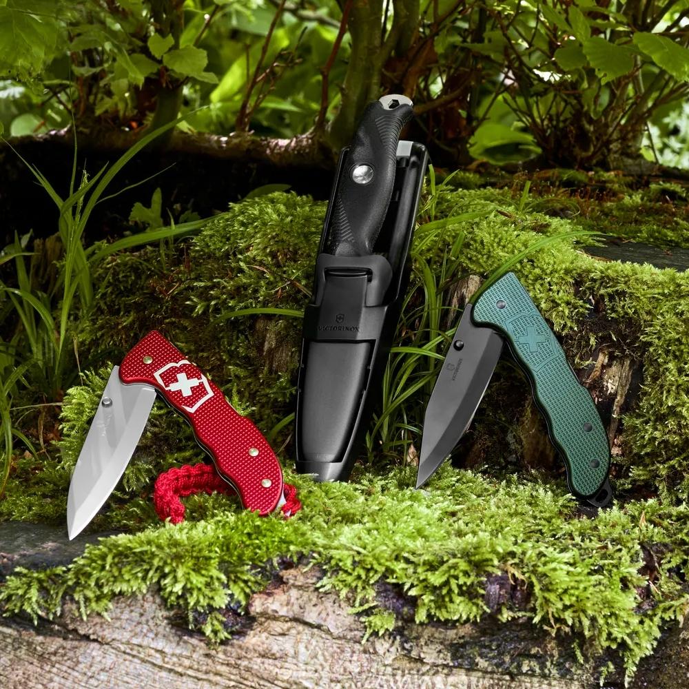 Ultimate Outdoor Edge Pocket Knives 