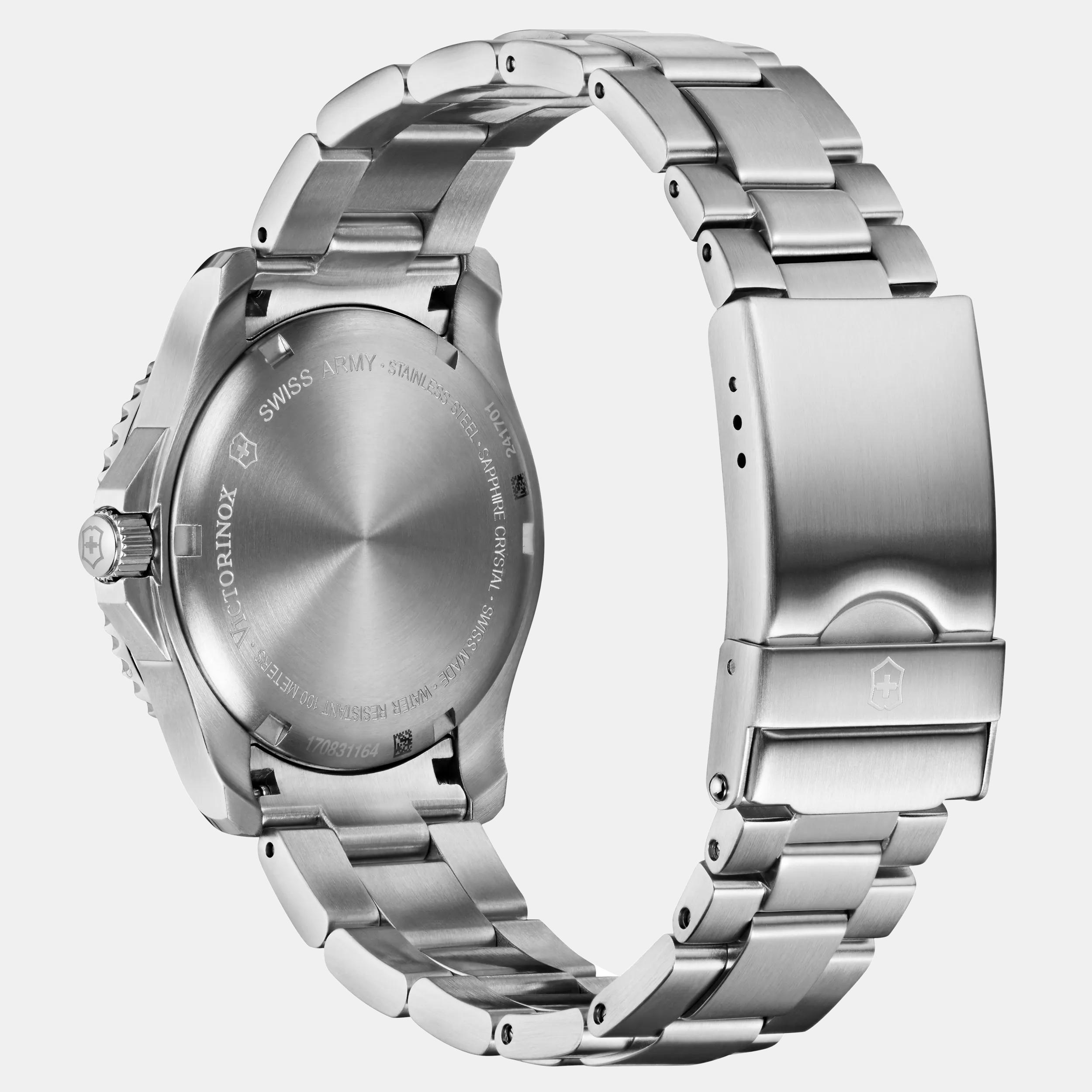 Maverick Small - 241701