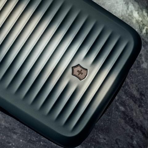 victorinox-travel-gear-lifetime-warranty-contact-us