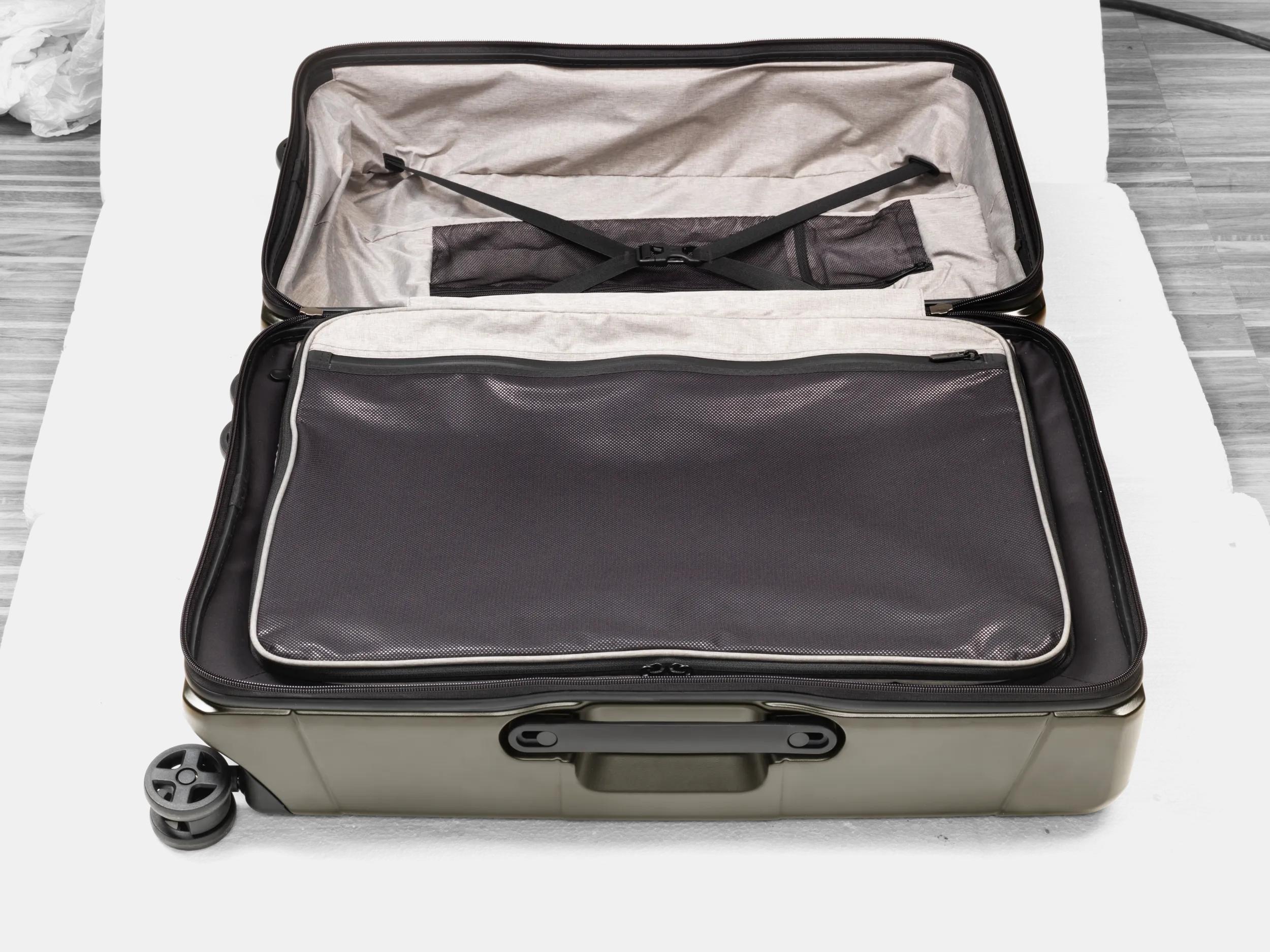 Lexicon Hardside Global Carry-On - 602104