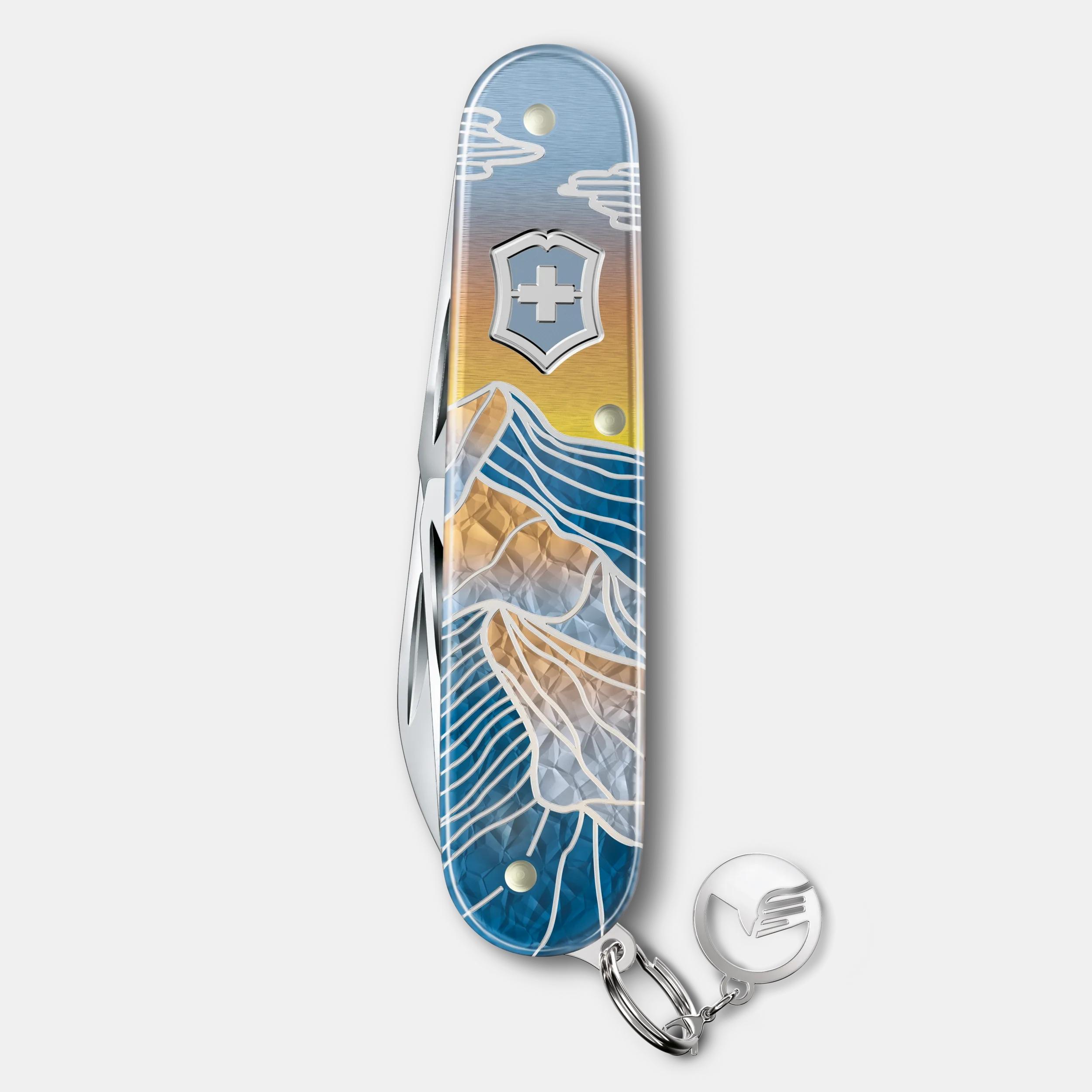 Victorinox Winter Magic Limited Edition 2023 in Powder Blue