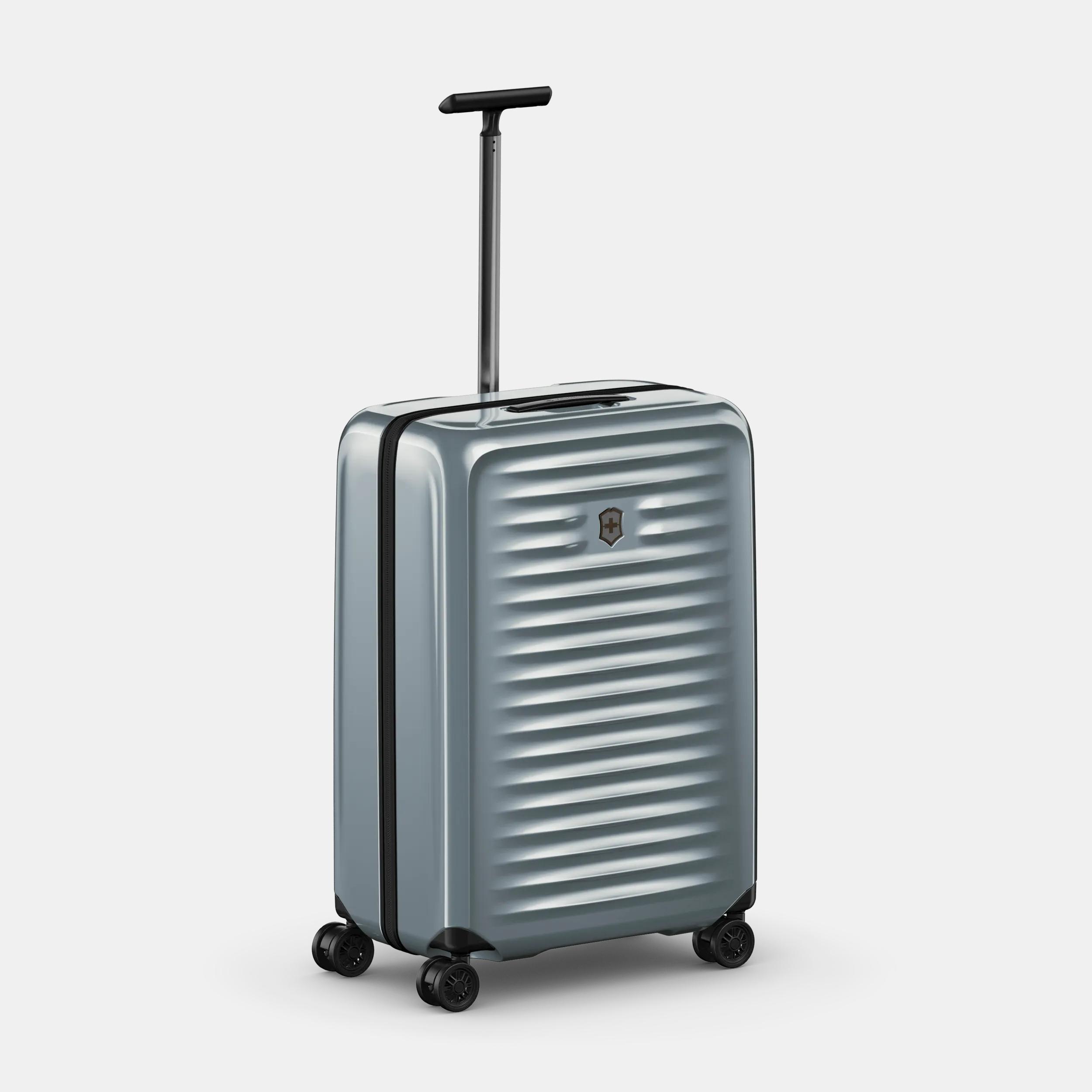 Victorinox Airox Medium Hardside Case in Silver - 612508