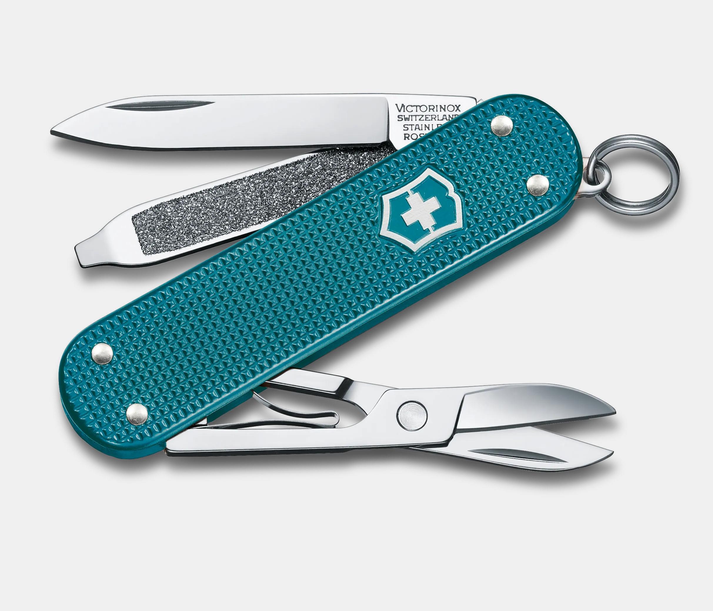 Victorinox Classic SD Alox in Wild Jungle - 0.6221.242G