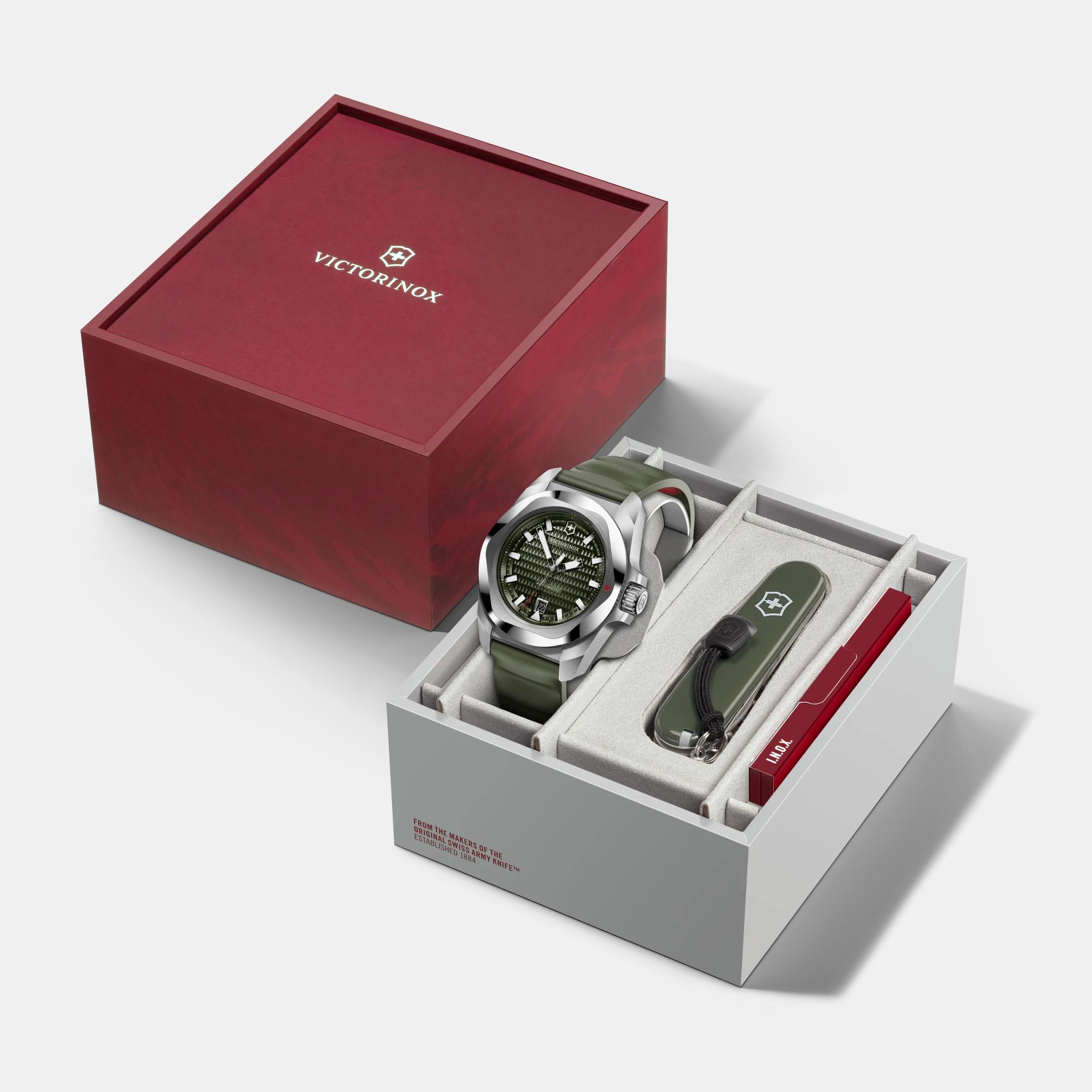 Victorinox Swiss Army 電池切れ現状渡(ジャンク品) Victorinox Swiss Army 電池切れ現状渡(ジャンク品)