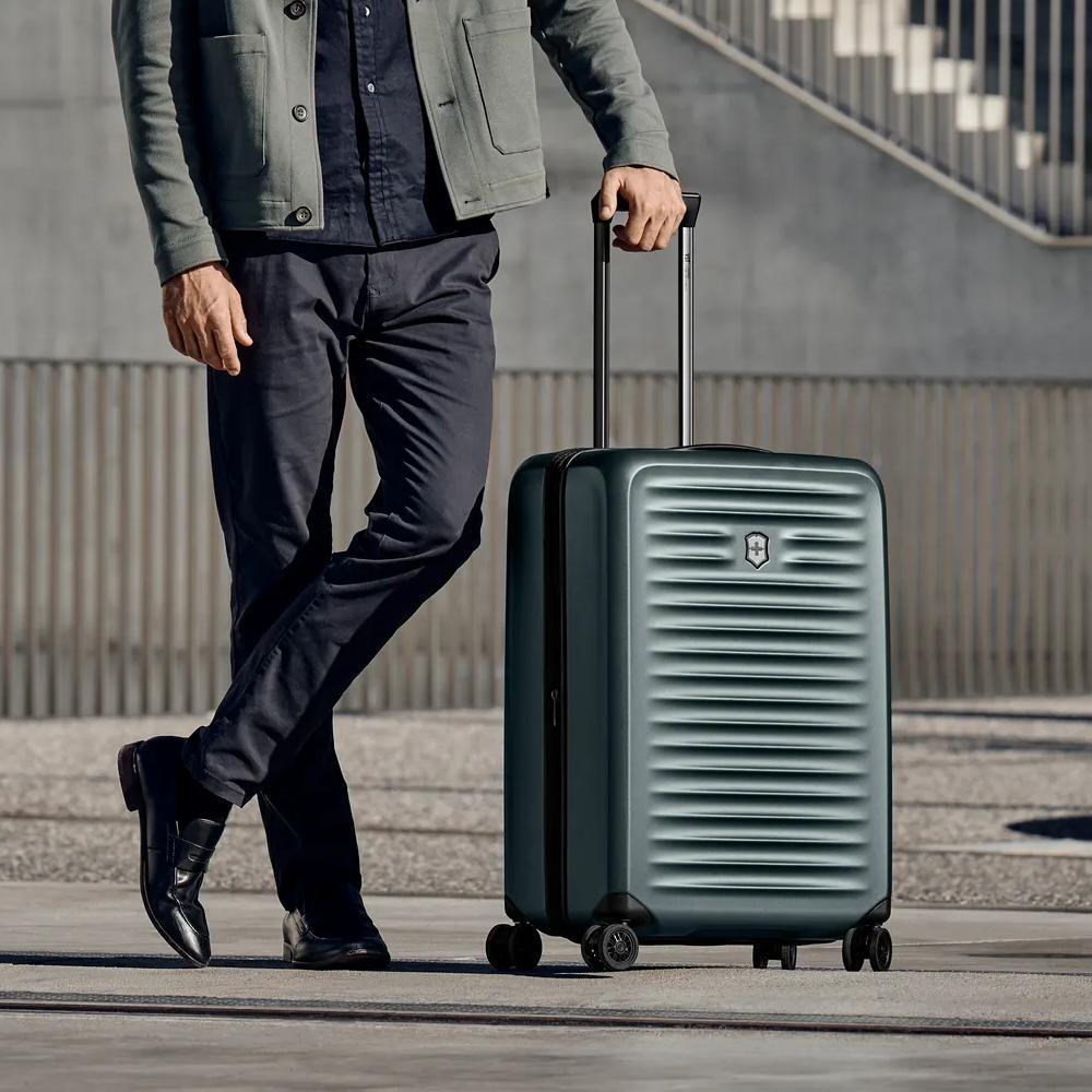 Luggage Hardside | Victorinox Canada