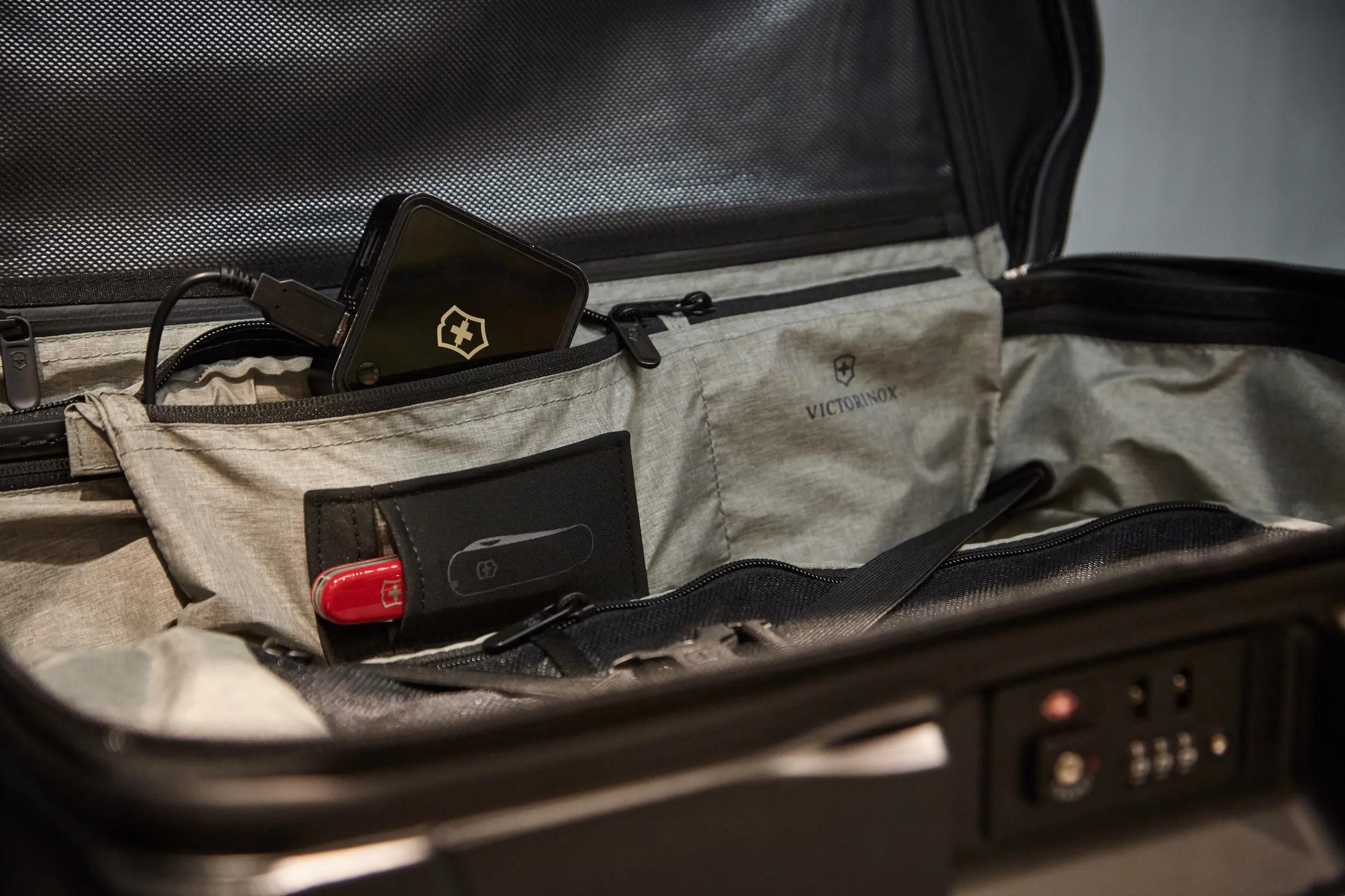 Lexicon Hardside Global Carry-On - 602103