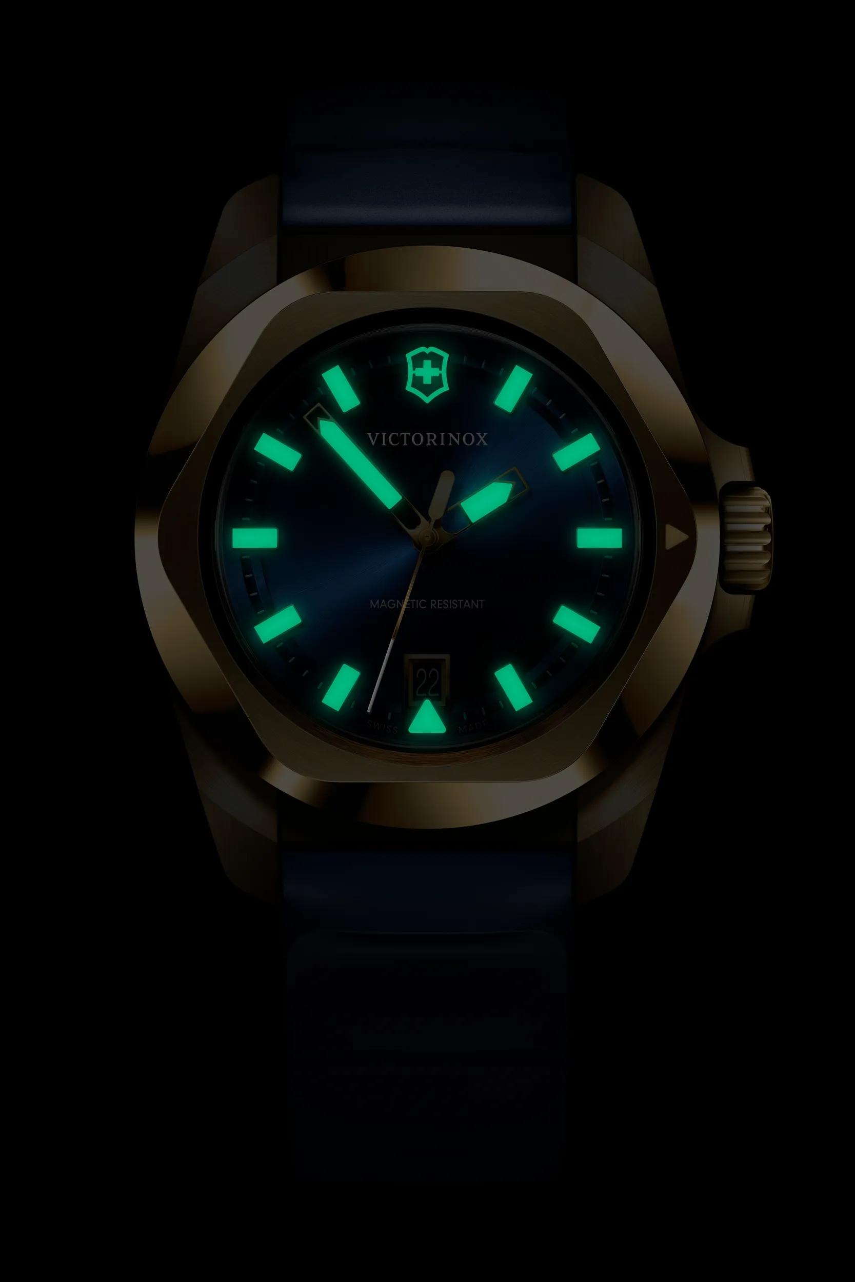 I.N.O.X. Quartz - 242090