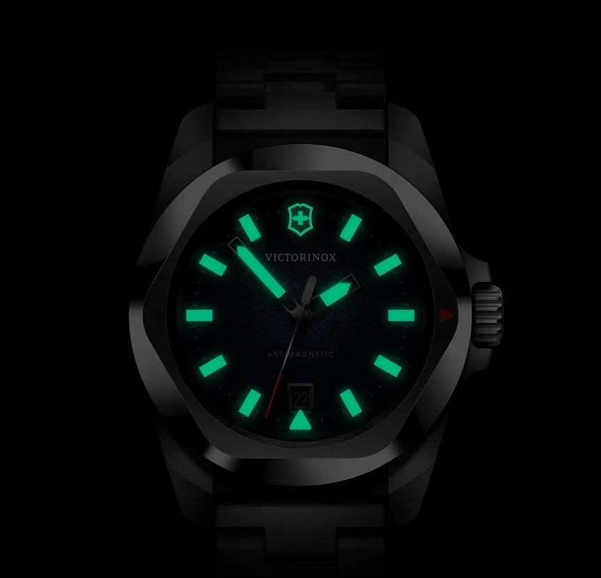I.N.O.X. Quartz
