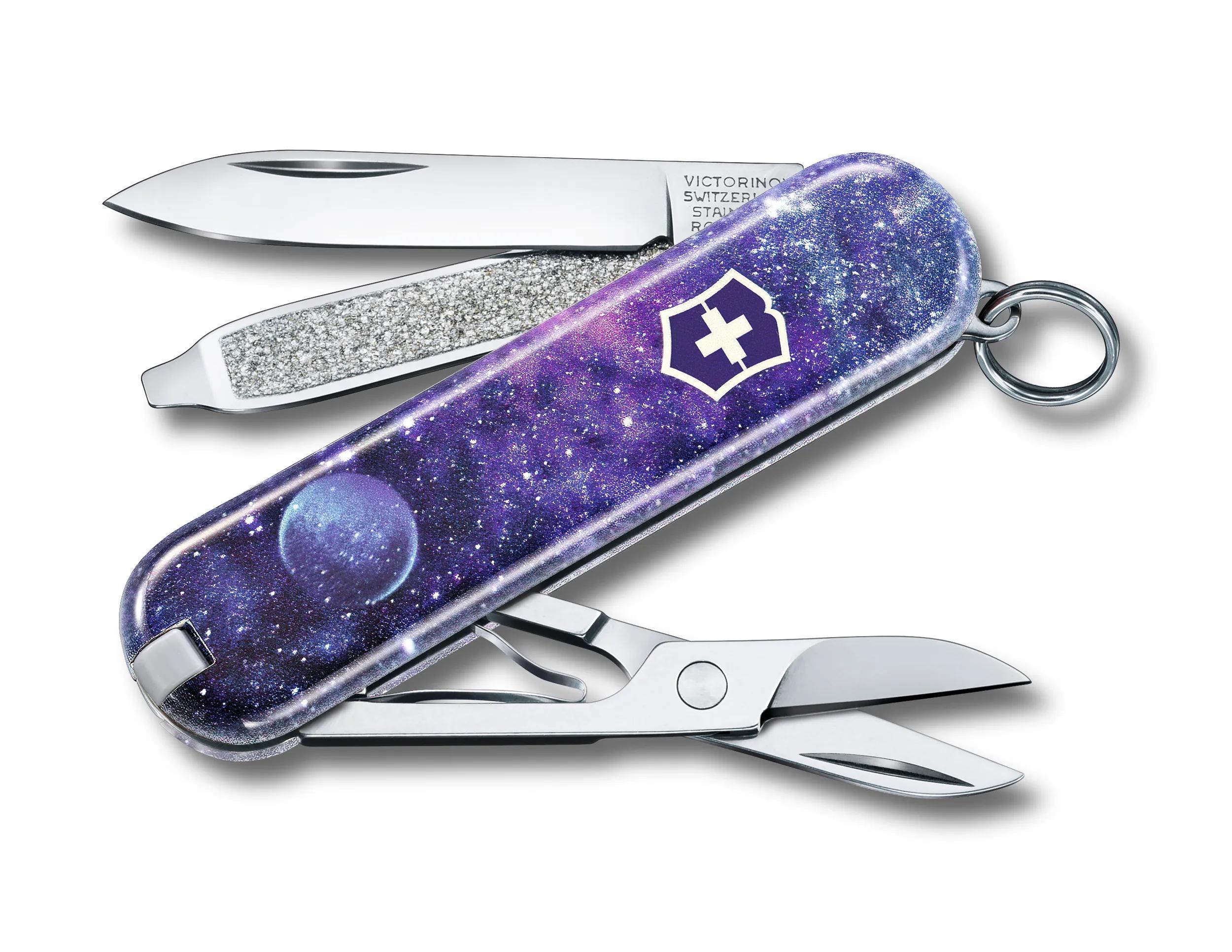 Victorinox Classic Galaxy in violet - 0.6223.7E26