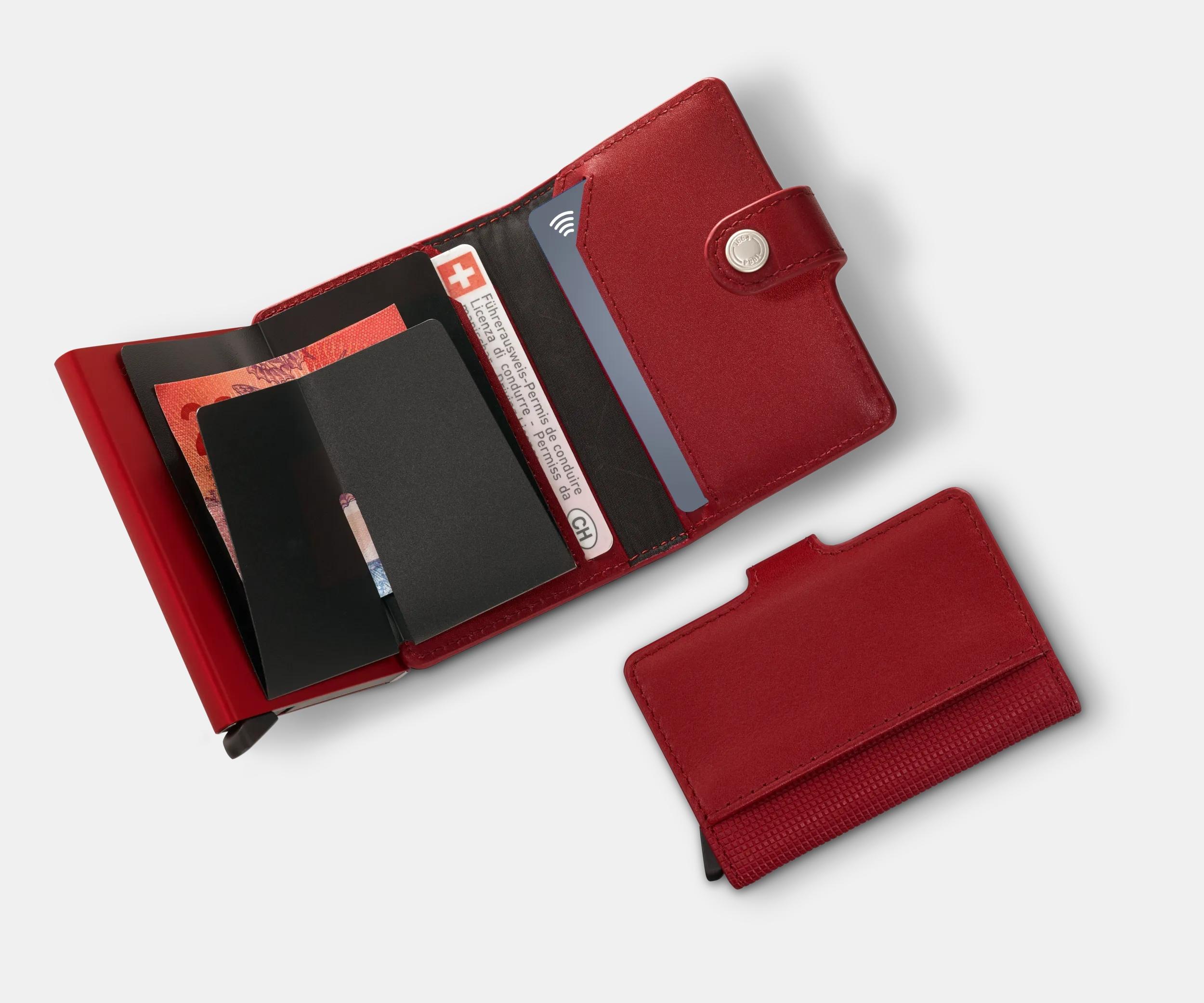 Victorinox Altius Secrid Leather Card Wallet in red - 612680