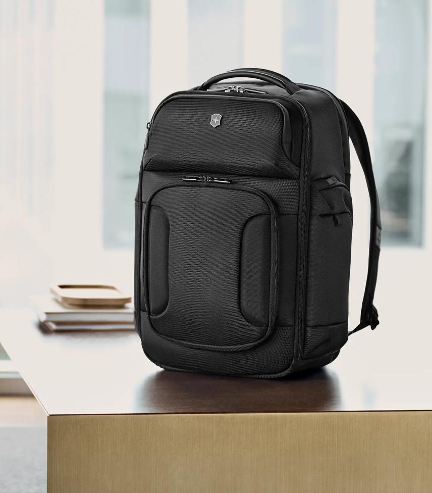 Werks Traveler 7.0 Deluxe Backpack