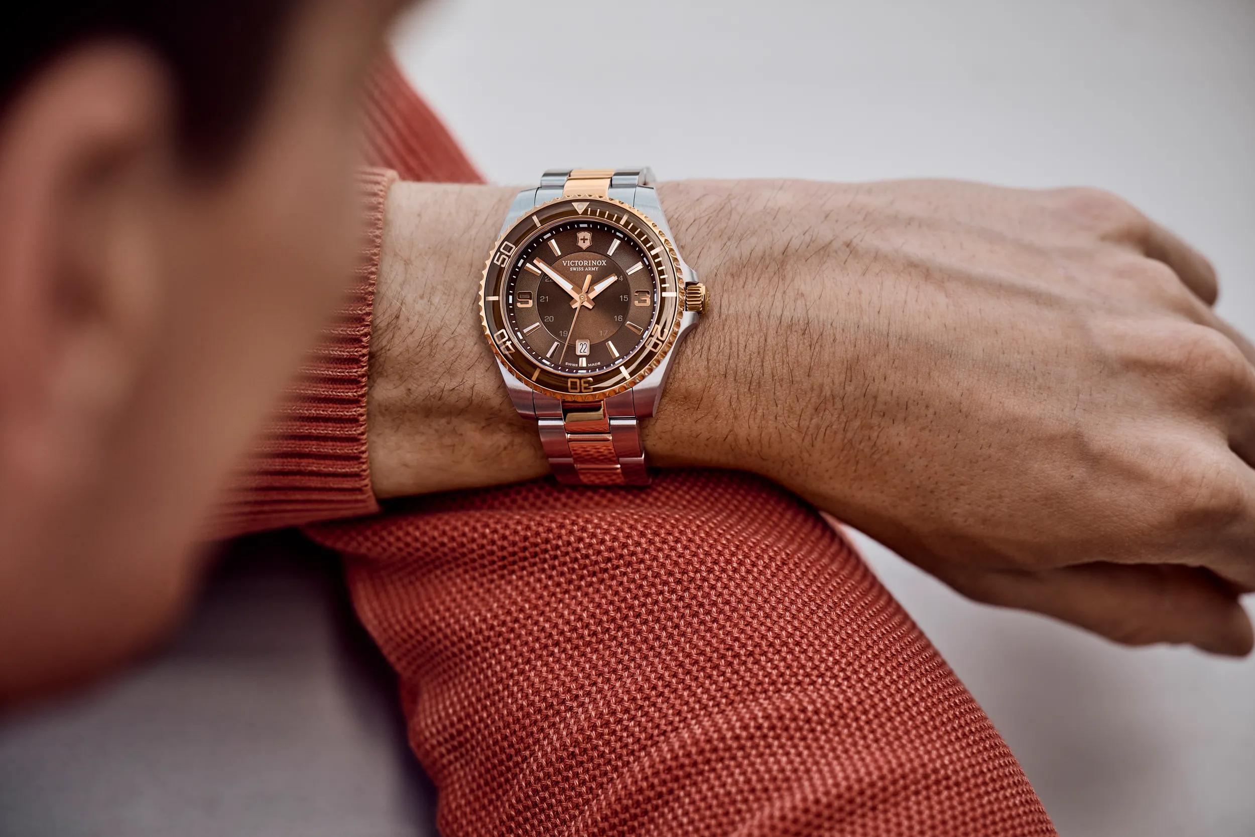 ビクトリノックスVICTORINOX マーベリック腕時計　241951 ブラウン WAT_241951_S1-jpg