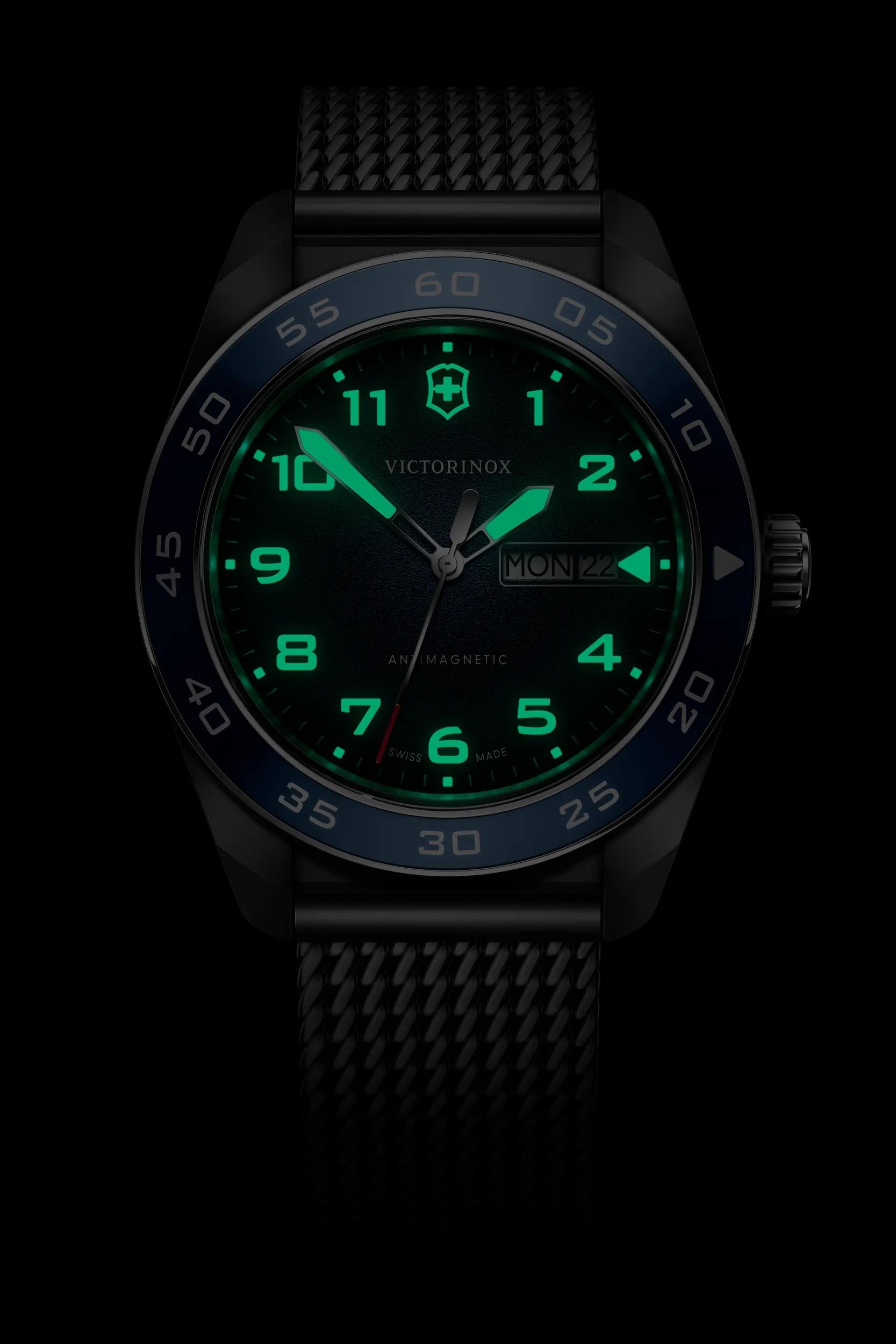 Swiss Army Quartz - 242042
