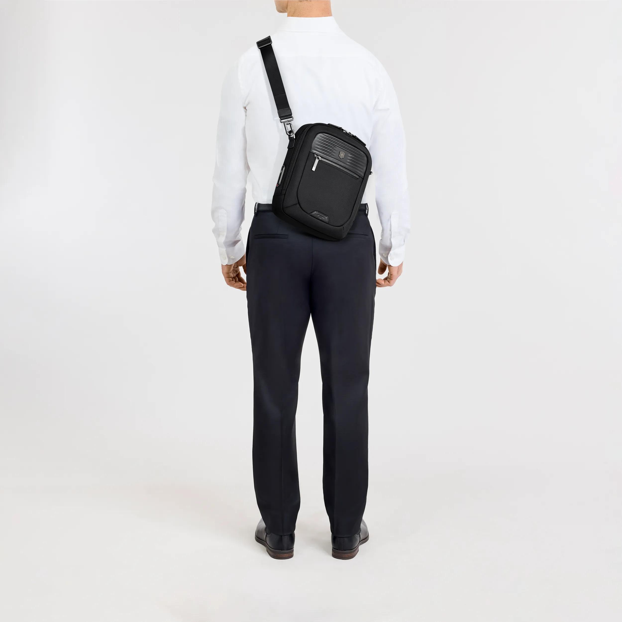 Mythic Crossbody Bag &#26012;&#23405;&#34955; - 653455