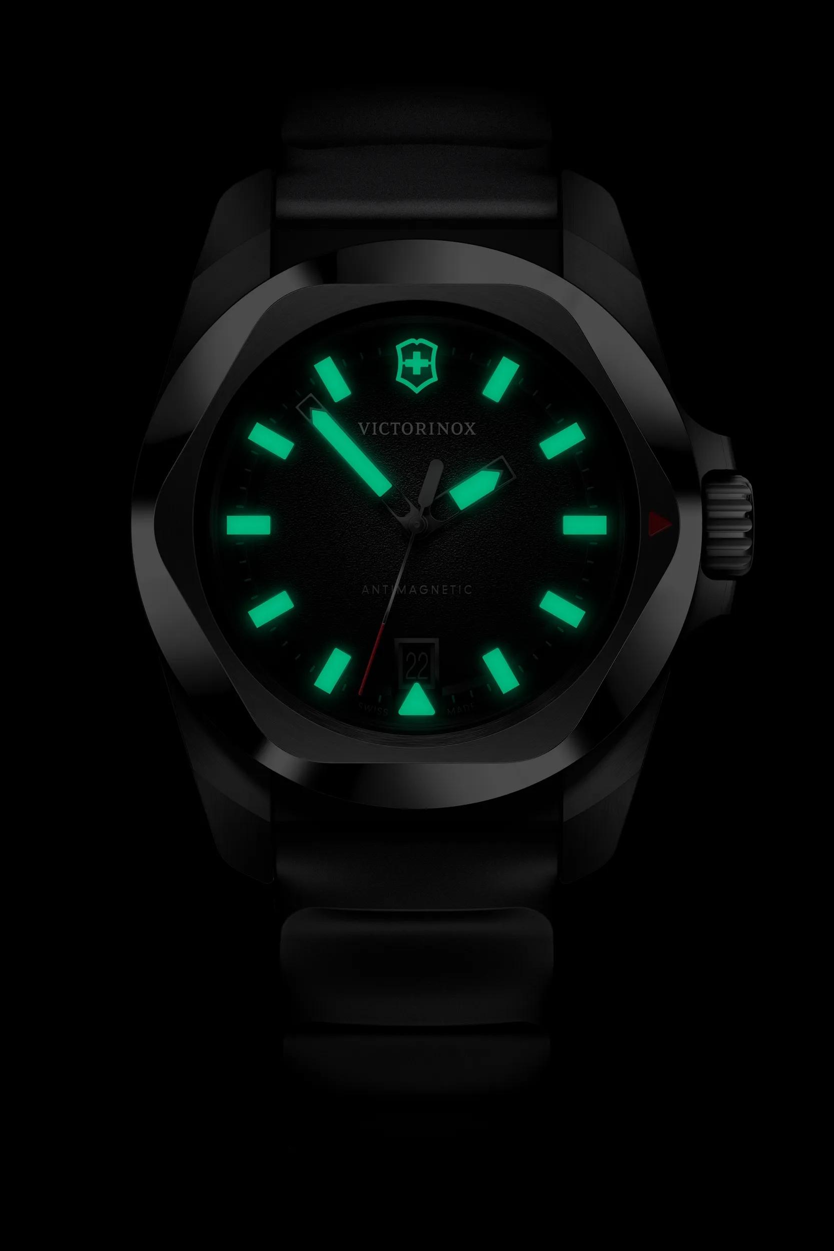 I.N.O.X. Quartz - 242028
