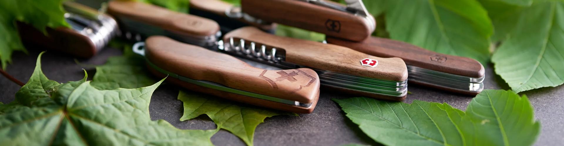 Wooden Pocket Knives
