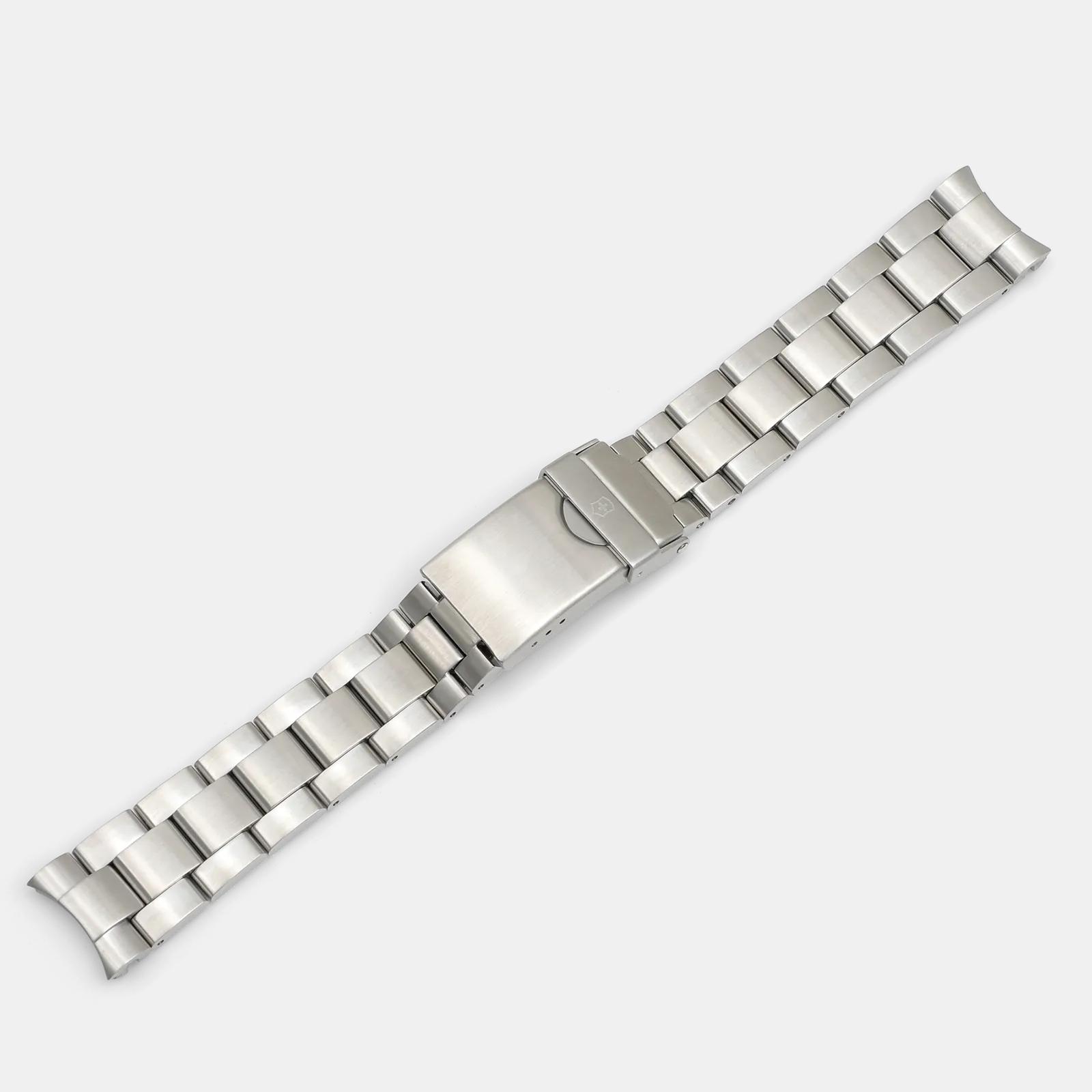 Metal bracelet with clasp - 004305
