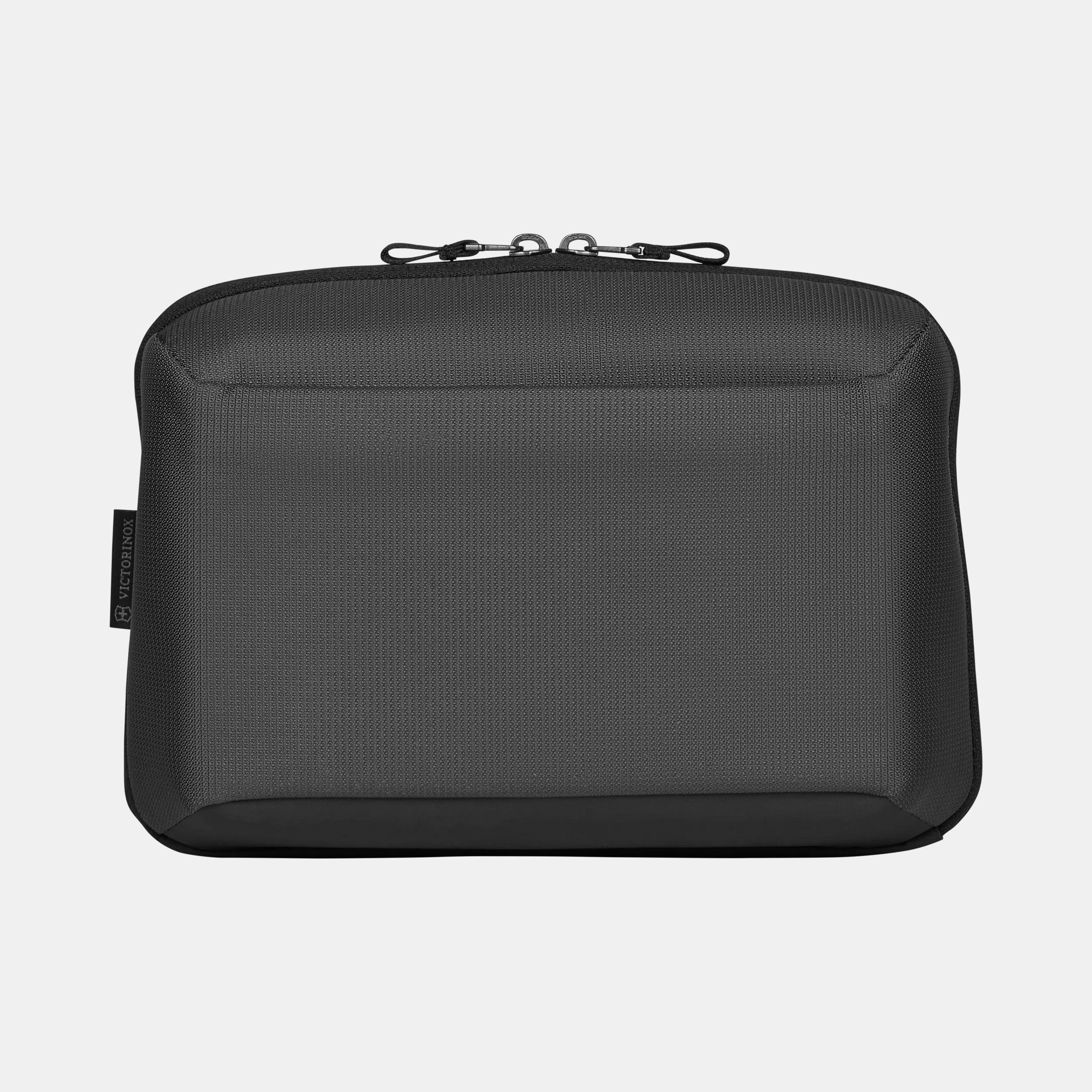 Travel Accessories Edge Toiletry Case Deluxe - 610946