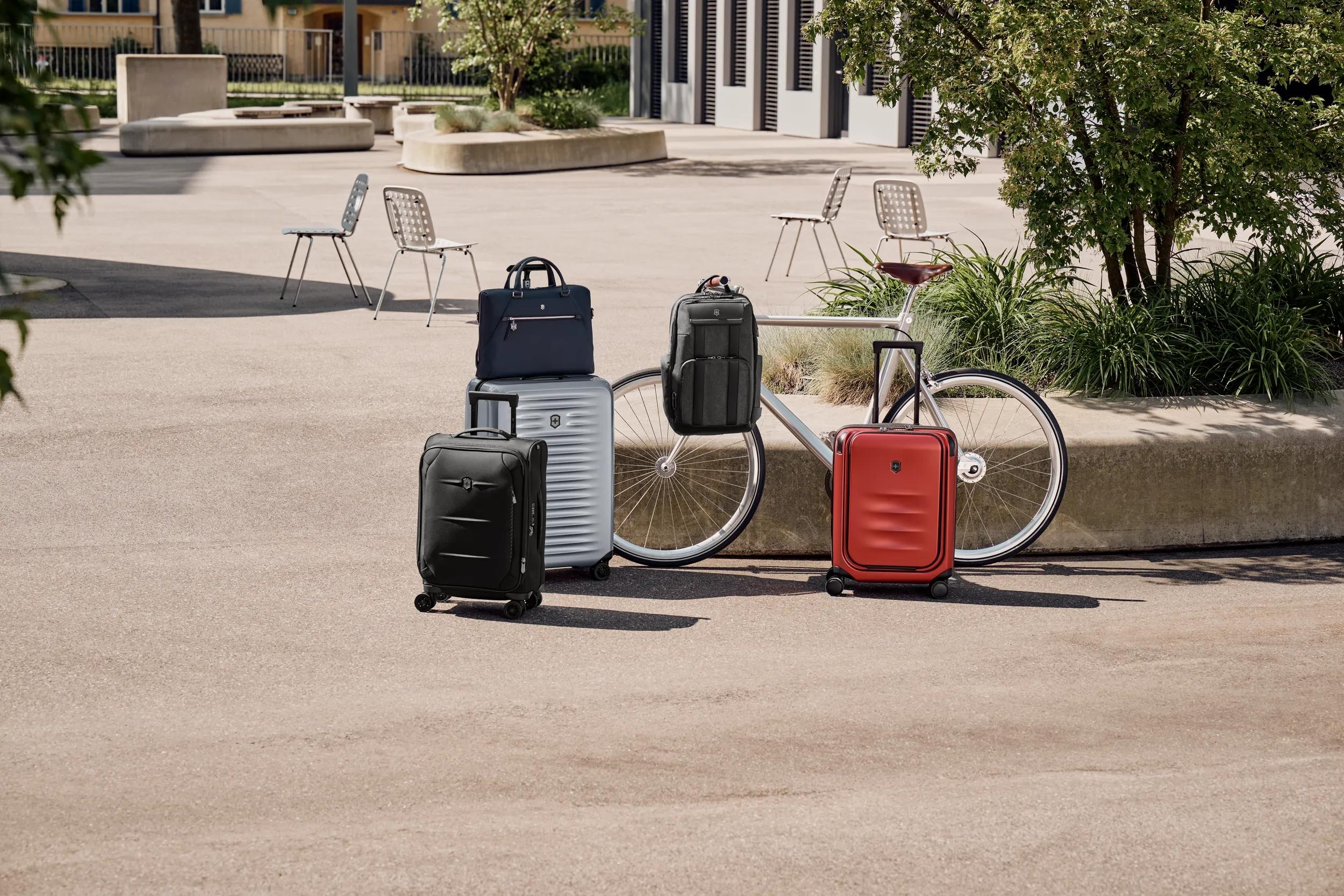 Victorinox 旅行箱包