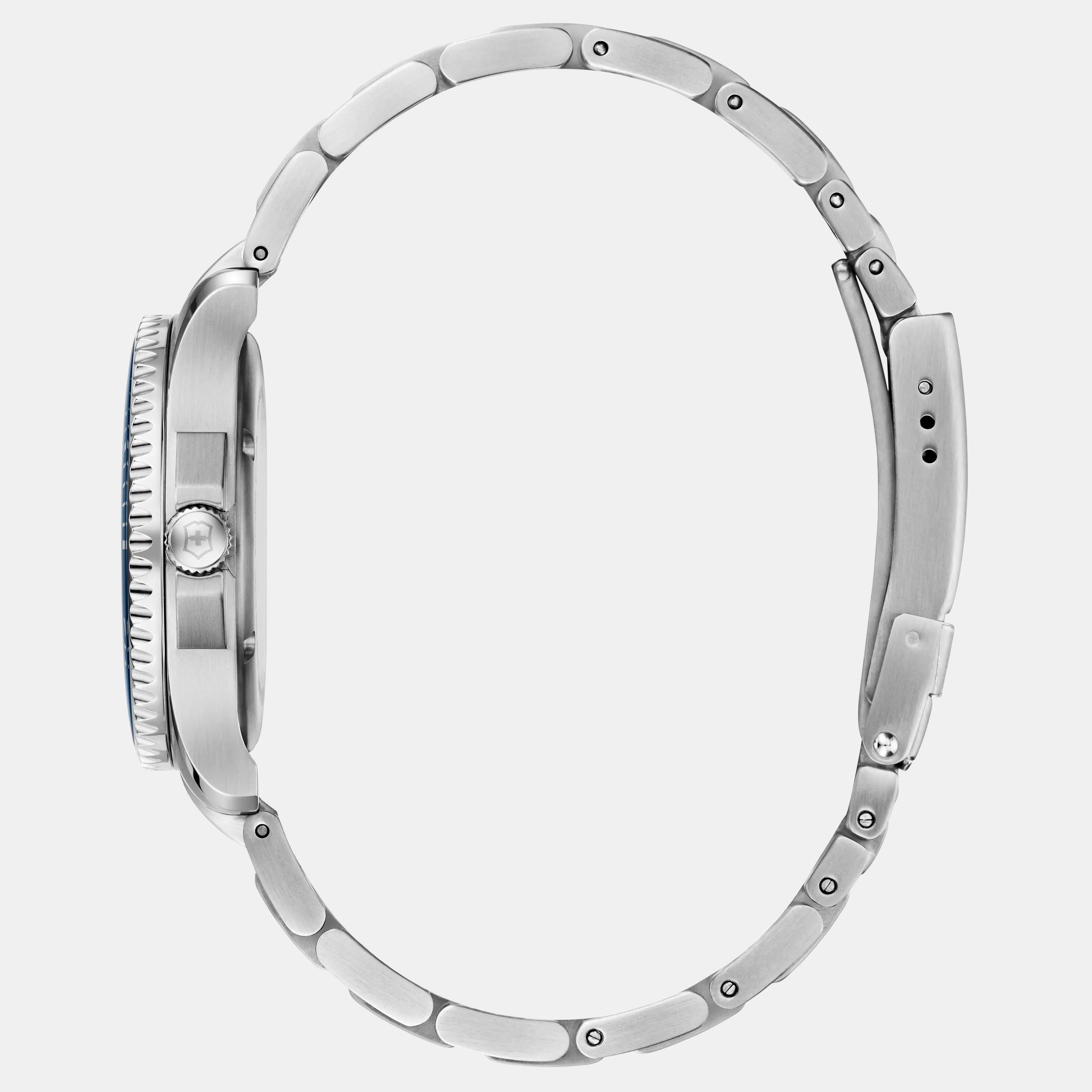 Maverick Small - 241609