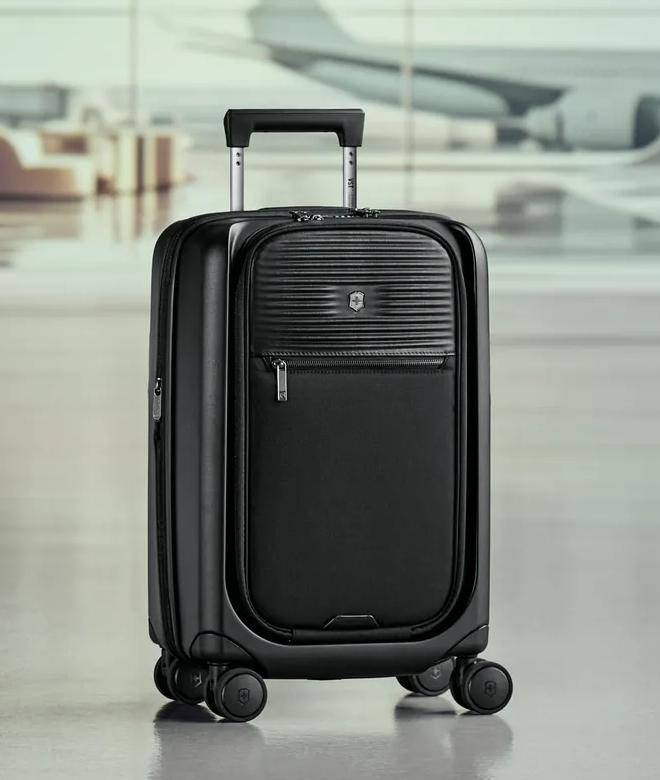 Mythic Frequent Flyer Carry-On