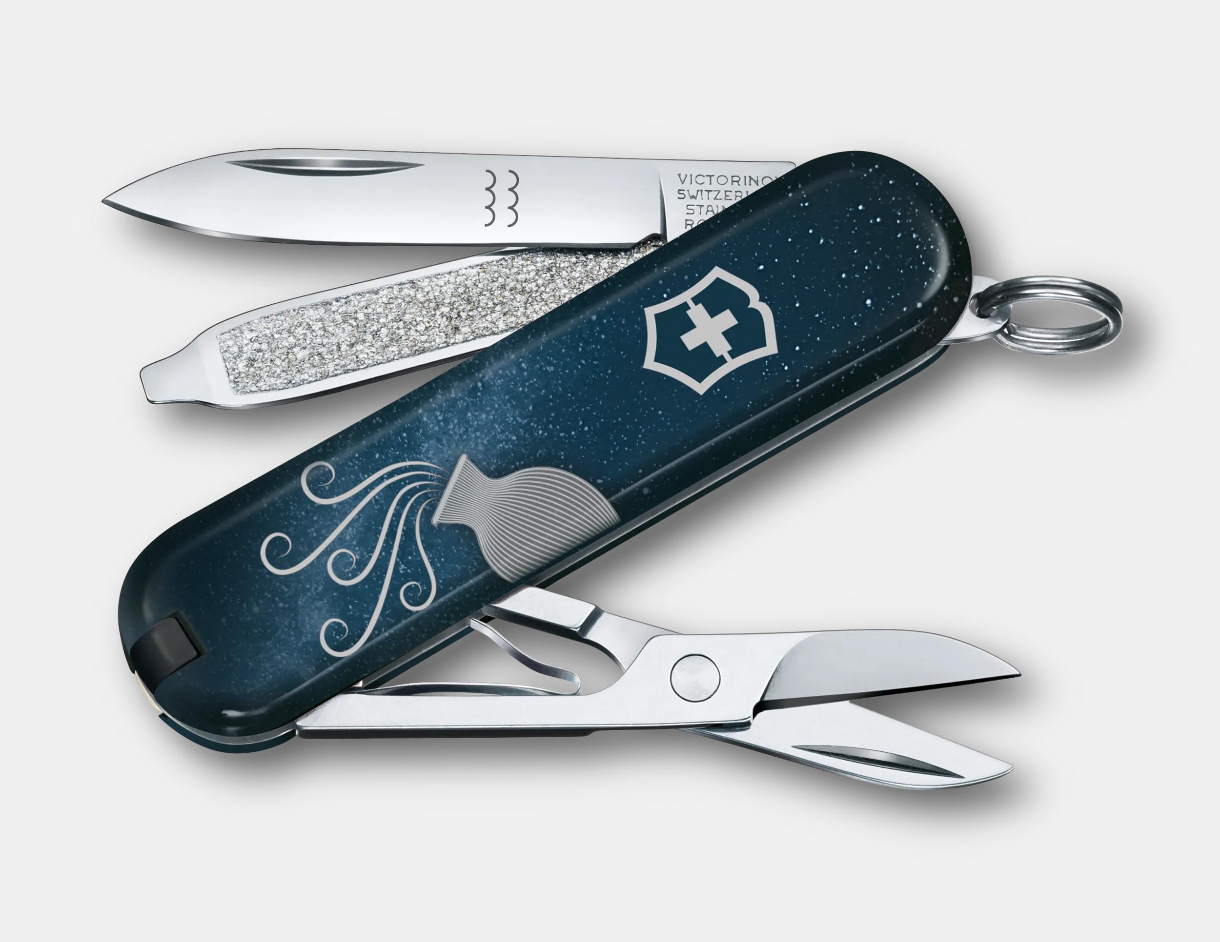 Victorinox Zodiac Exclusive Edition Aquarius in Aquarius - 0.6223
