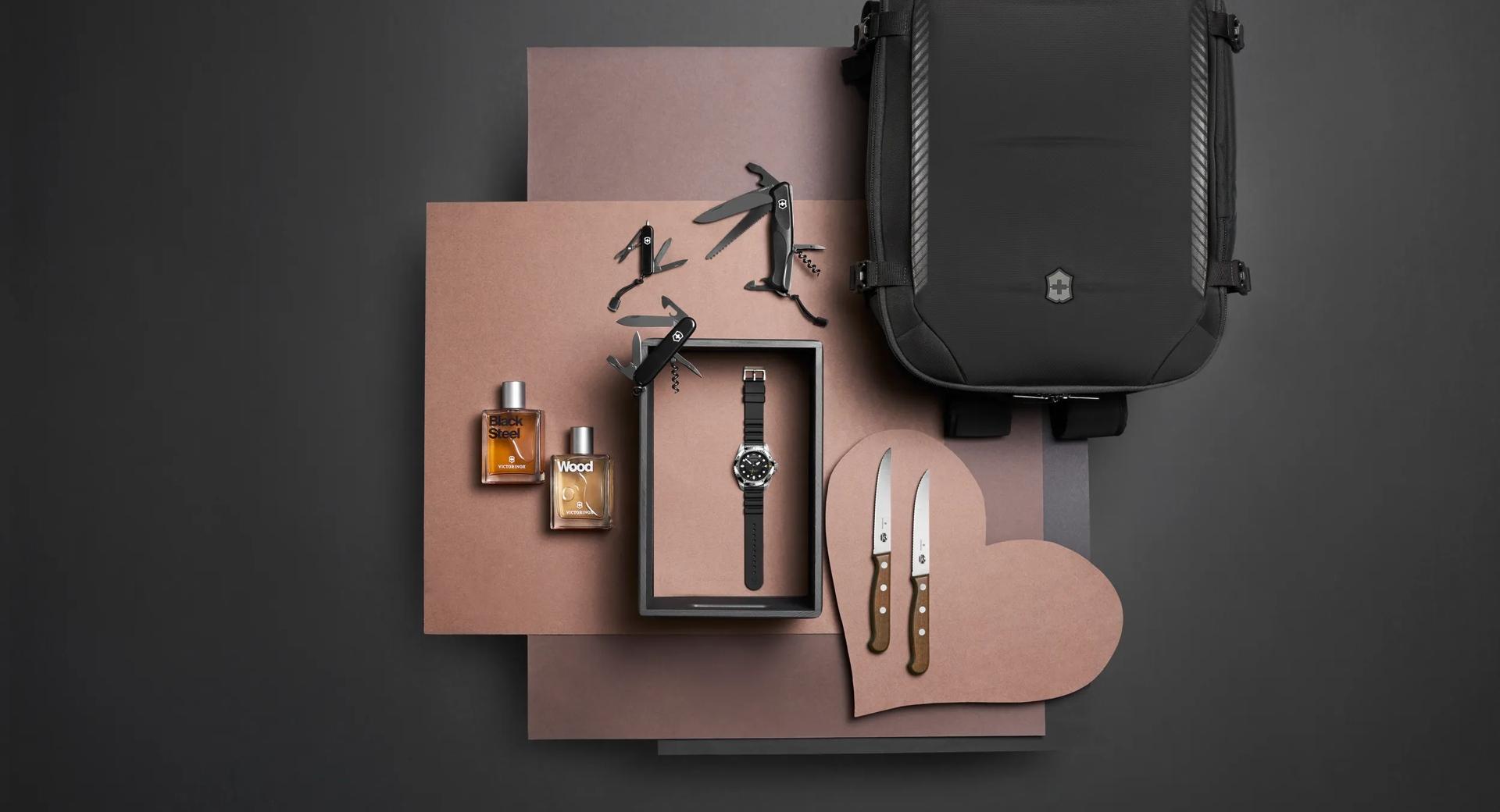 Free personalizations and a gift with purchase on watches and luggage
