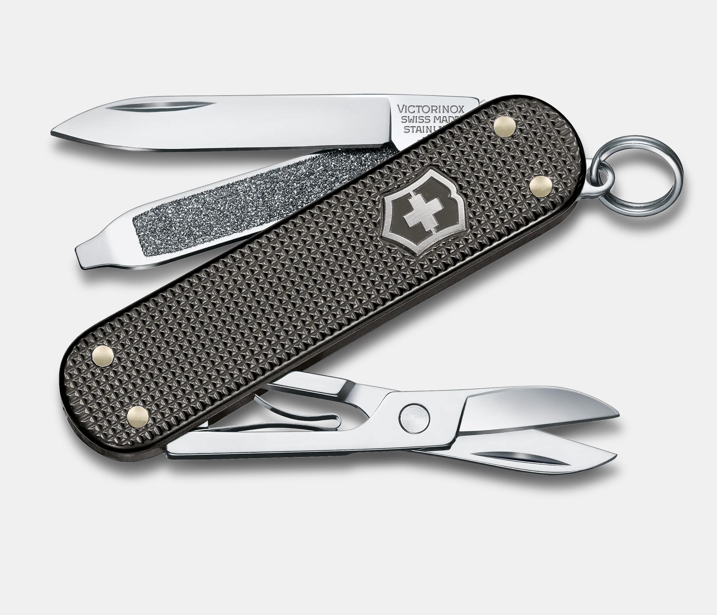 Victorinox クラシック SD ALOX リミテッドエディション 2022 Thunder