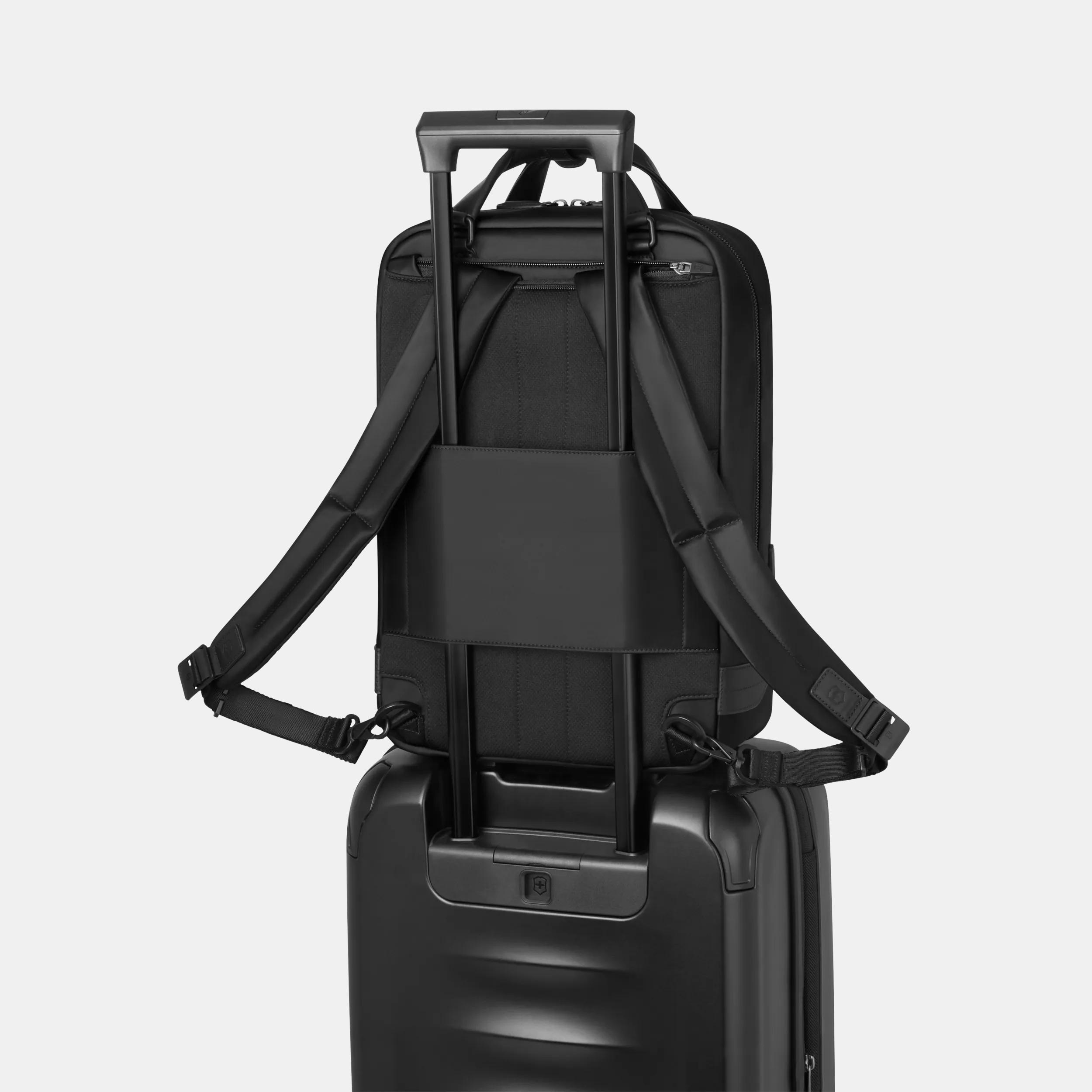 にこ　ラヴィットロック② Victorinox アロックス ネロ 2ウェイバッグ ブラック - 653678