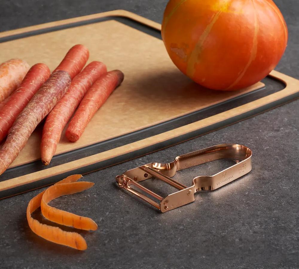 Celebrate with the limited REX in rose gold | Victorinox International